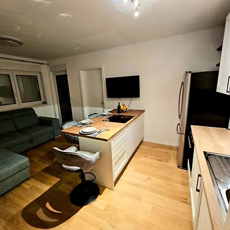 Apartman Rooftop Zára